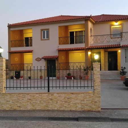 Avantis Apartments Perivolia  Экстерьер фото